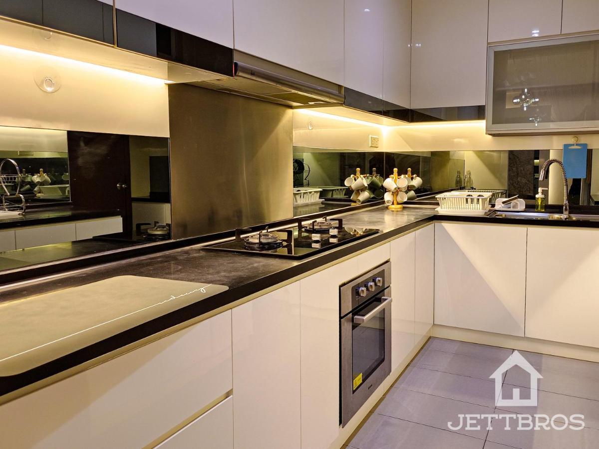 Ksl D'Esplanade By Jettbros Johor Bahru Apartment Bagian luar foto